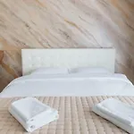 Alonisos Lux 布拉索夫