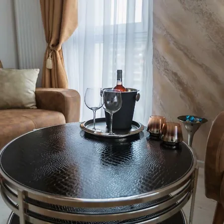 Alonisos Lux * Braşov