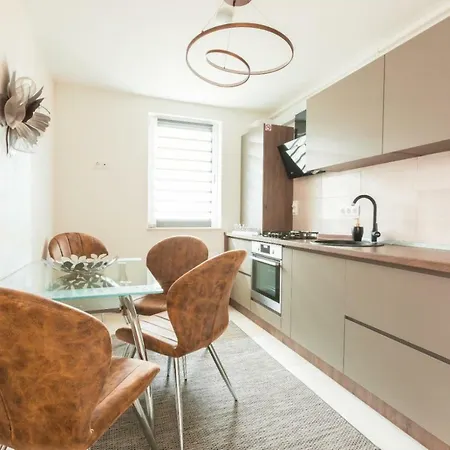 Alonisos Lux * Brasov