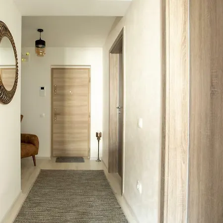 Alonisos Lux