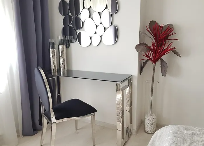 Alonisos Lux * Braşov